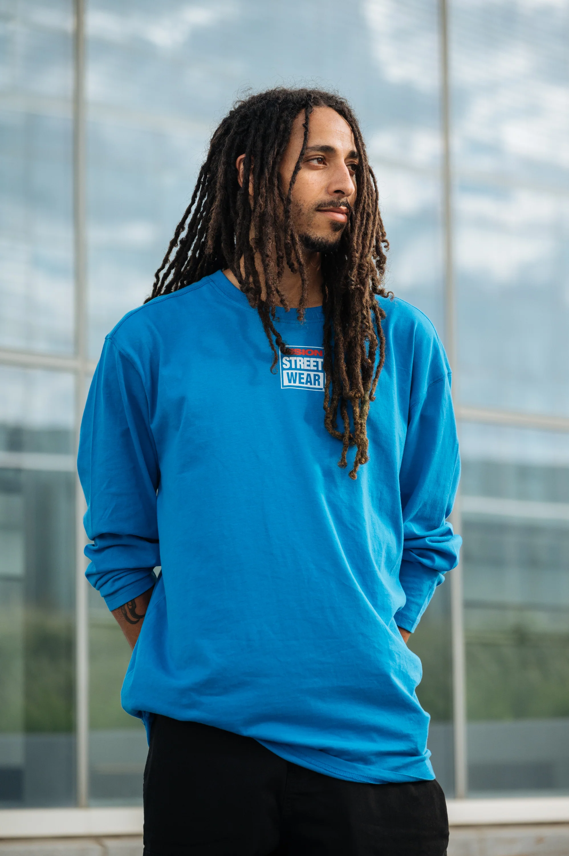Long Sleeves Iconic Logo T-Shirt - Blue - Image 4